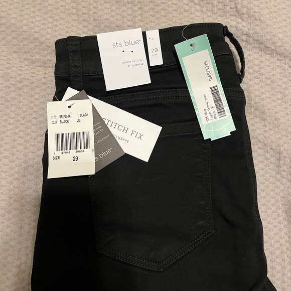 Black Pants - Size 8 - Picture 2 of 3